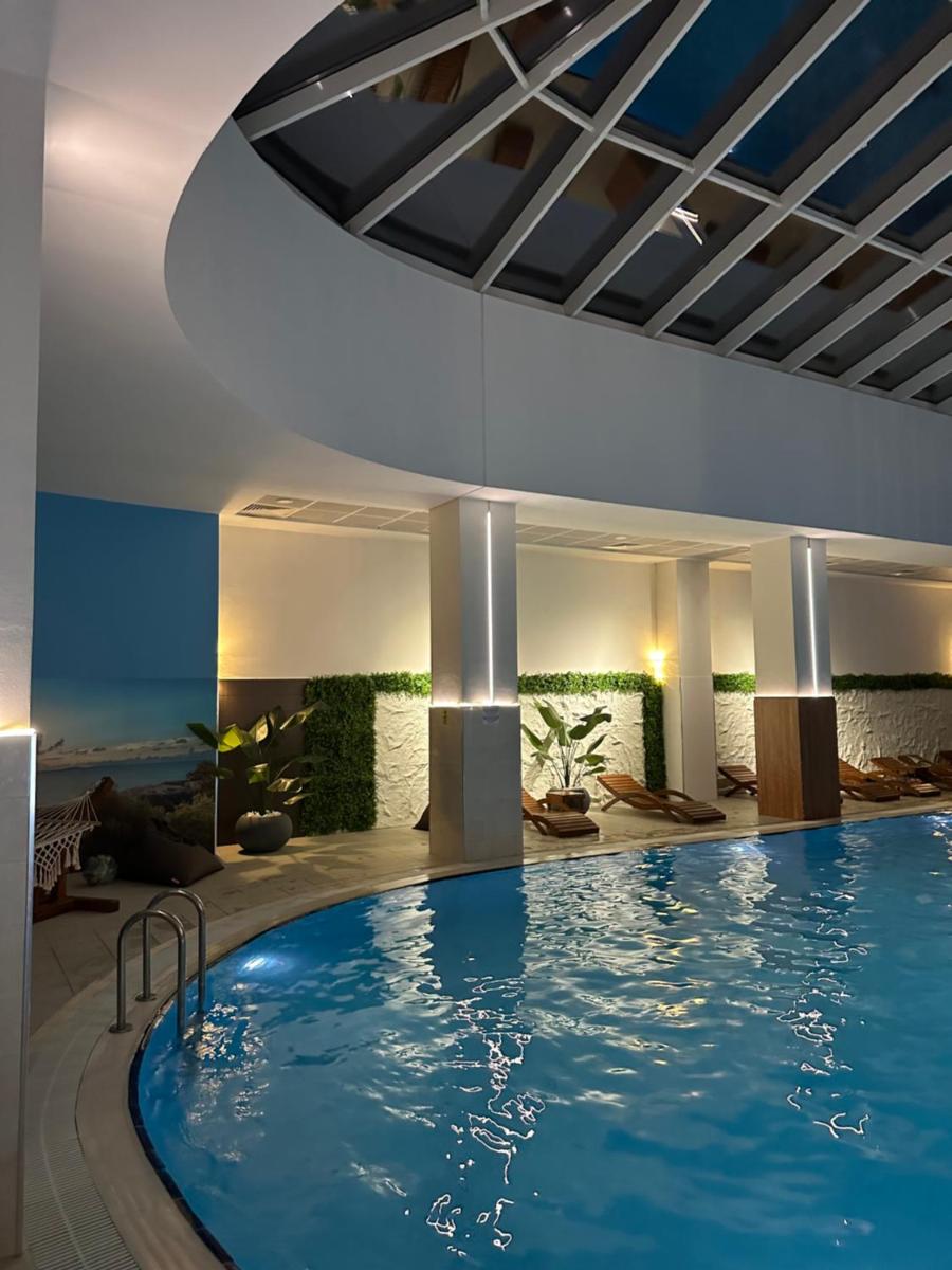 Cevahir Sky City apartment with spa, pool & fitness included - Housity