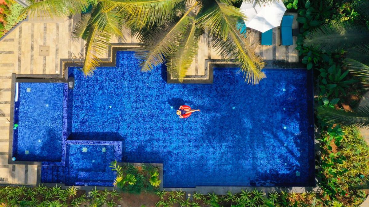 Mandrem Beach Resort, a member of Radisson Individuals Retreat - Housity