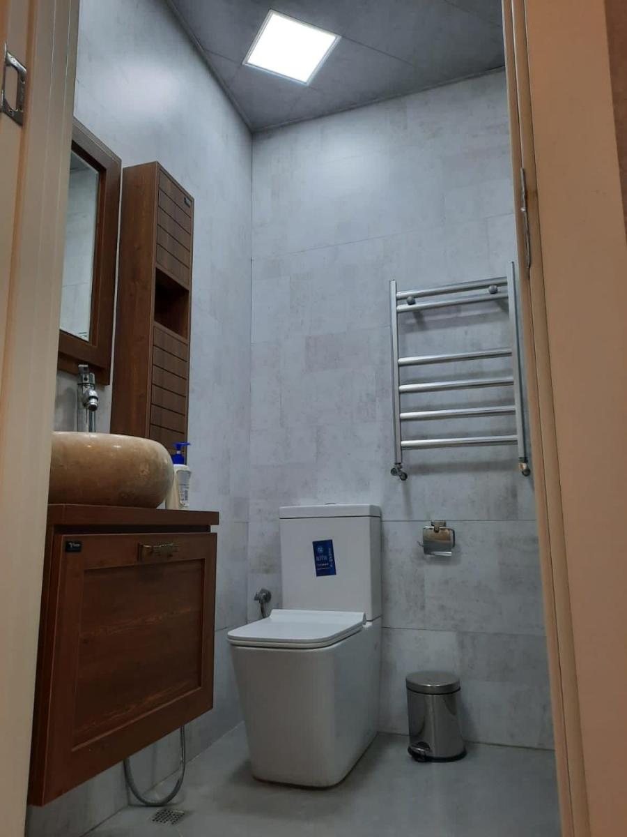 Studio 81 - Housity
