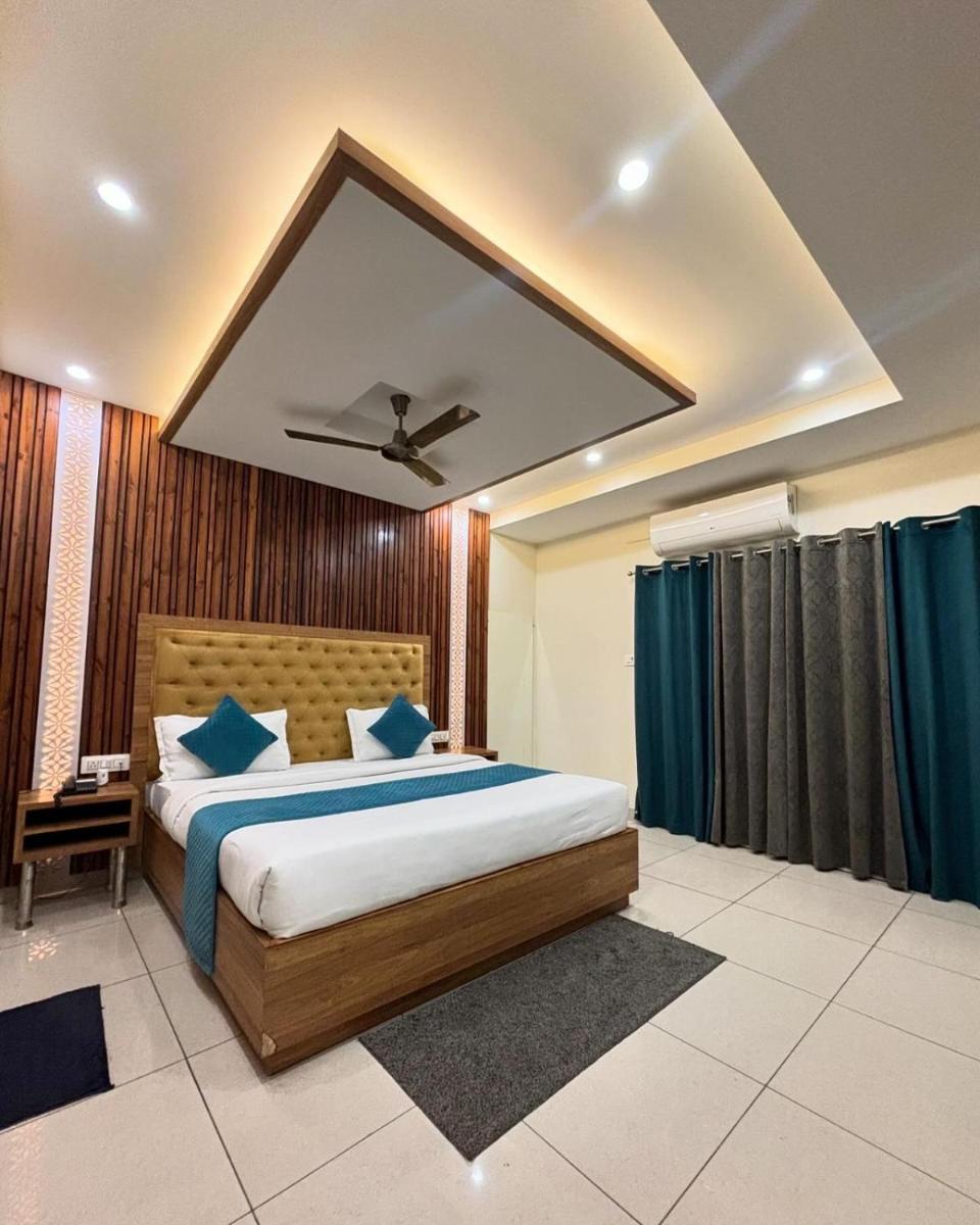 Suitetrails - Hotel Devvani