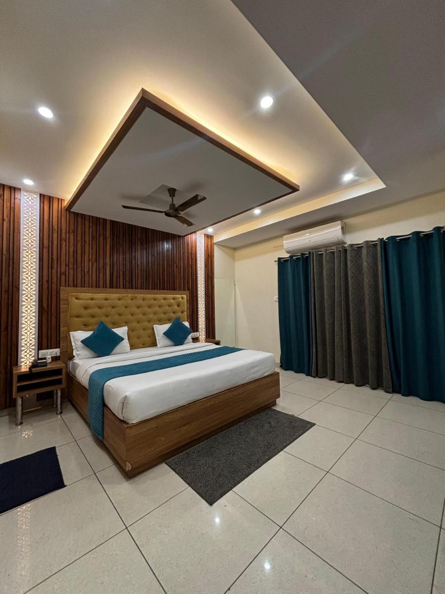 Suitetrails - Hotel Devvani