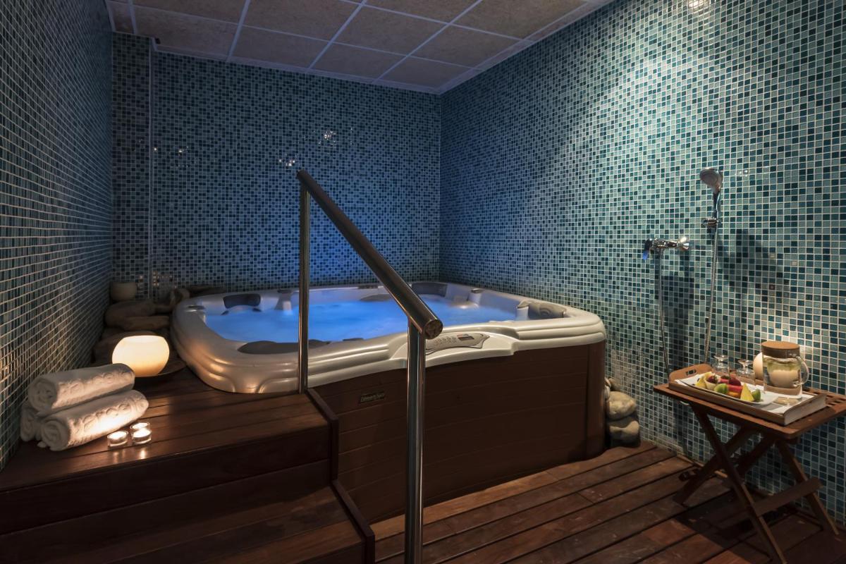 Imagen de la galería de Hotel & Spa Monasterio de Boltaña, en Boltaña