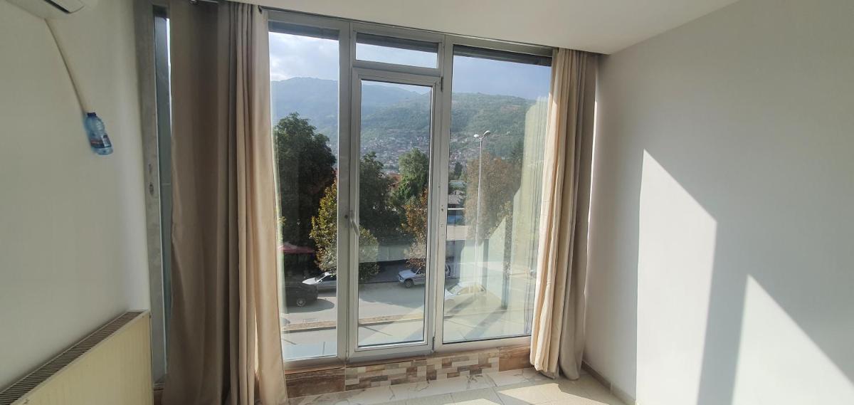 E & P HOTEL - Housity