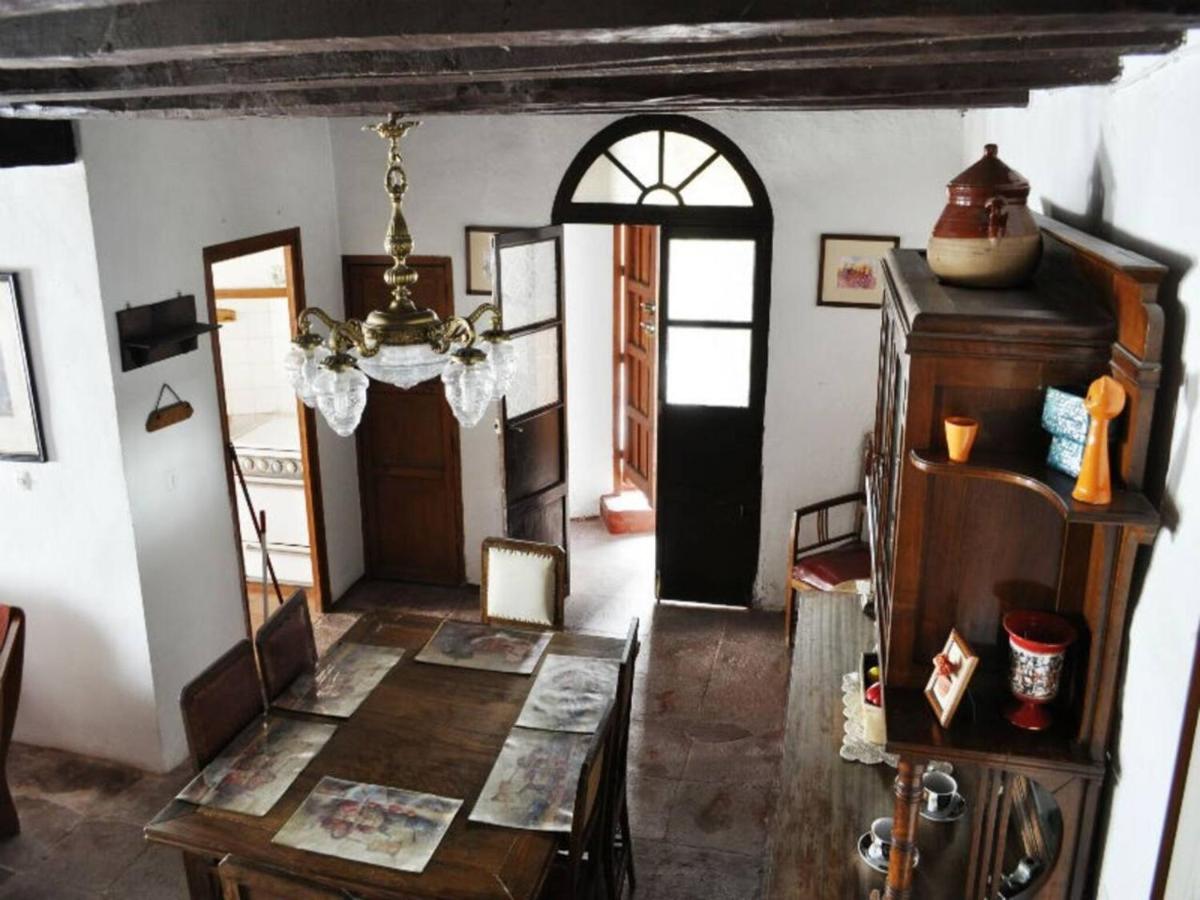 Charming house in Grazalema with cosy fireplace - Housity