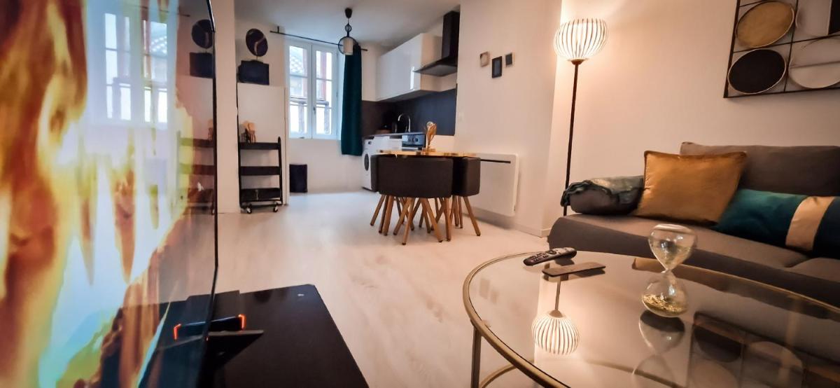 L'Art Déco 3 étoiles Wifi, Netflix, Disney, Coeur de Bastide - Housity