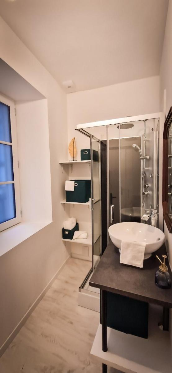 L'Art Déco 3 étoiles Wifi, Netflix, Disney, Coeur de Bastide - Housity