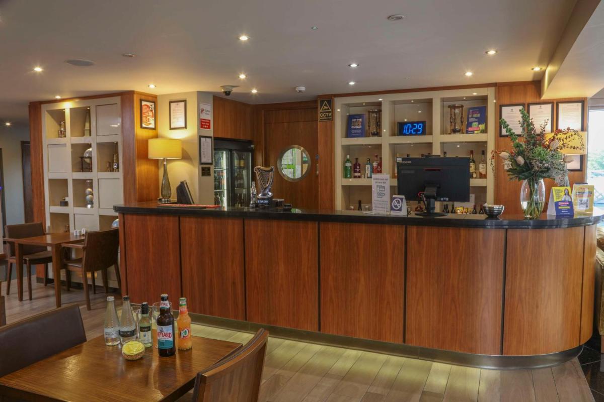Best Western Pontypool Metro Hotel - Housity