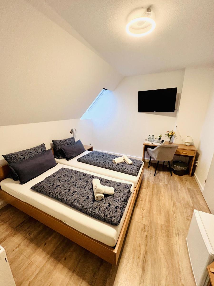 Pension Maria - Housity