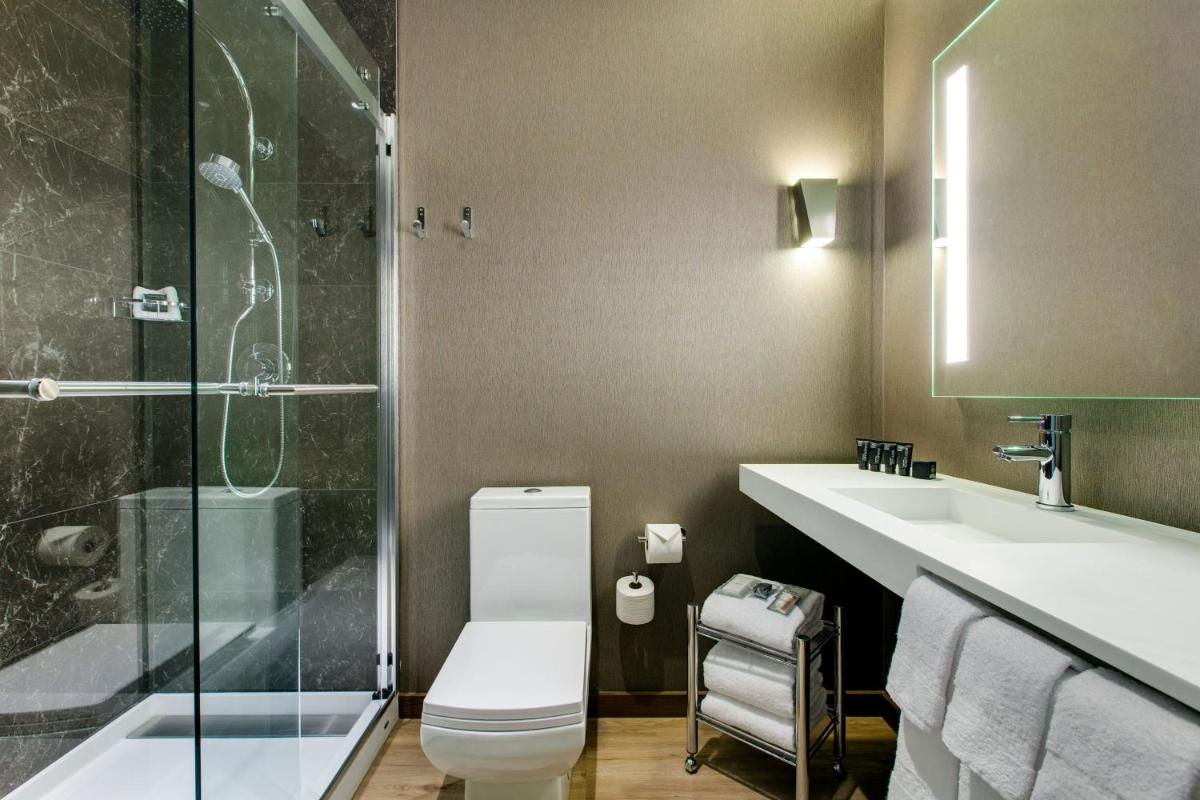 AC Hotel Chicago Downtown - Housity