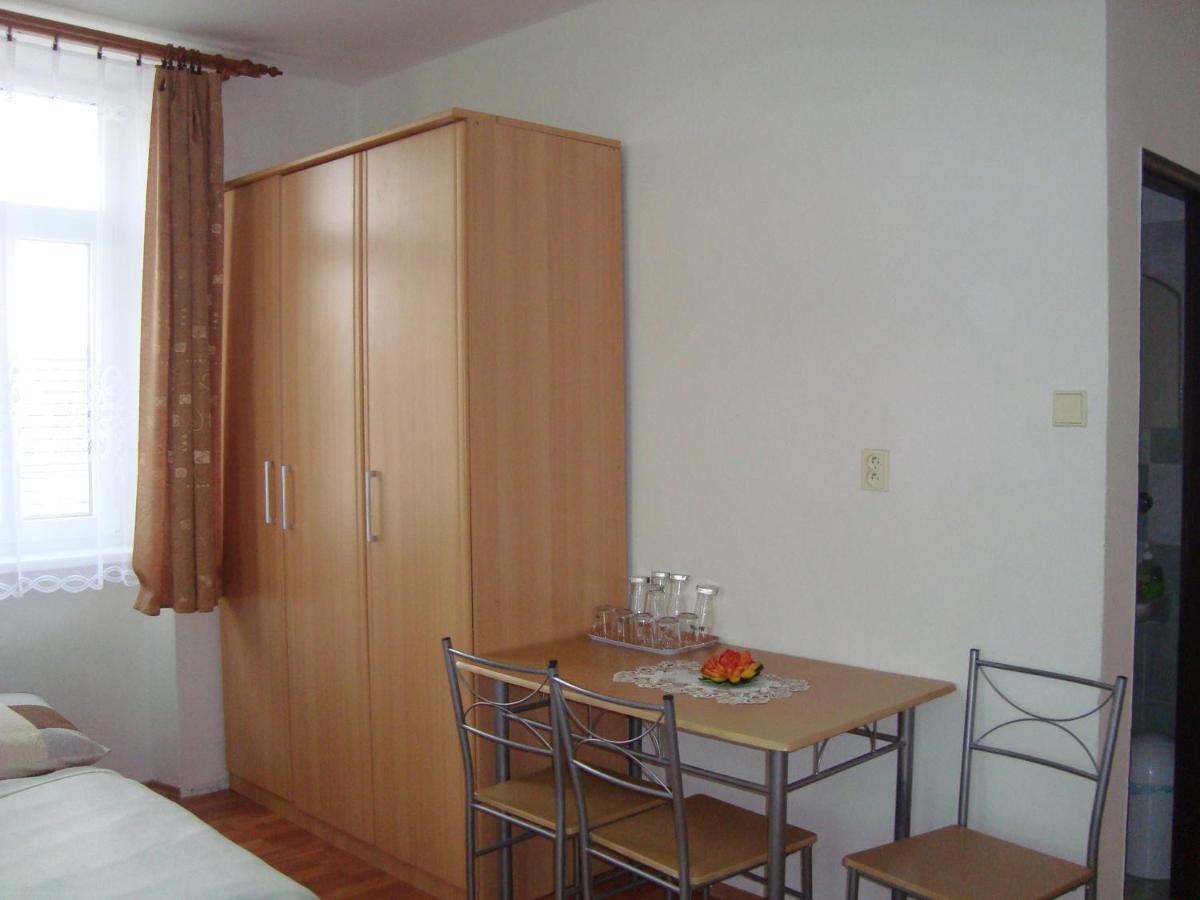 Penzion Adria - Housity