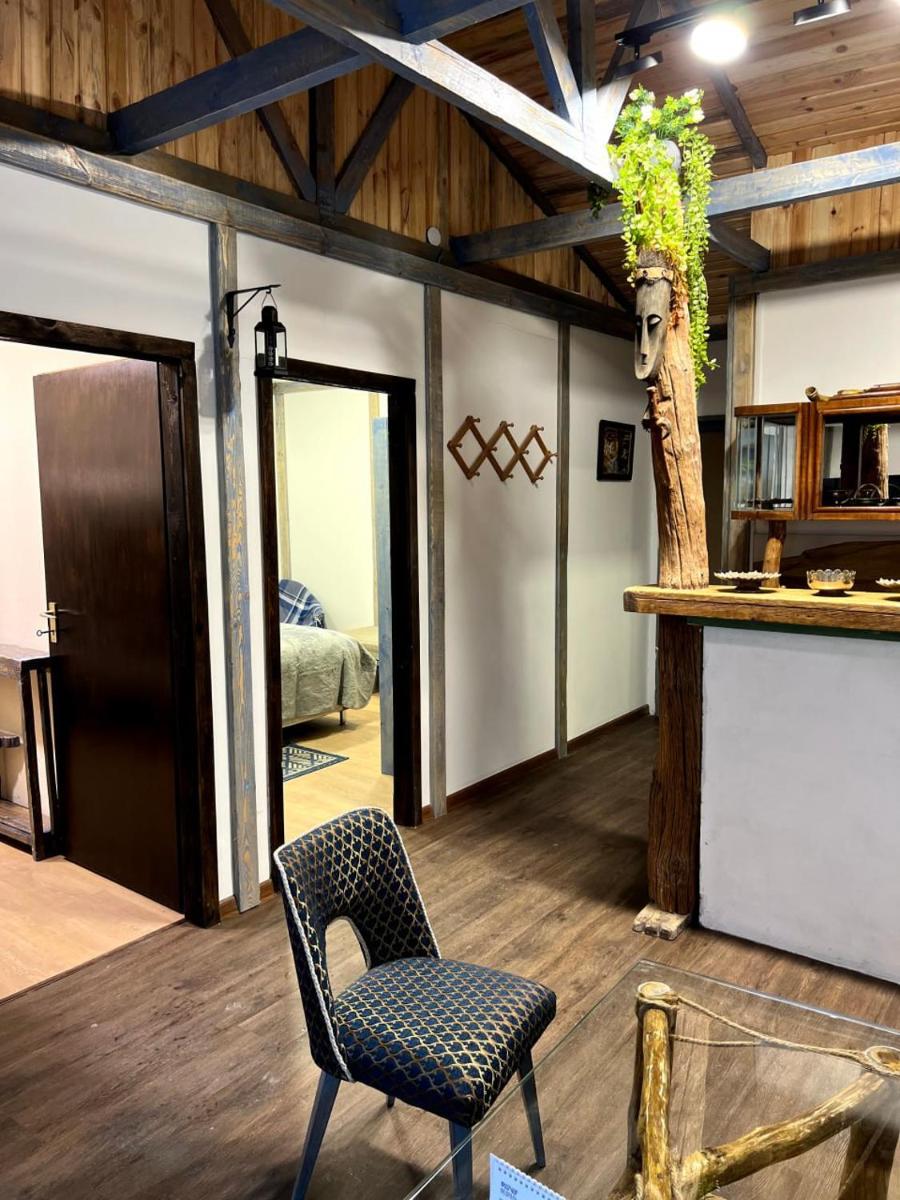 Akut Hotel - Housity