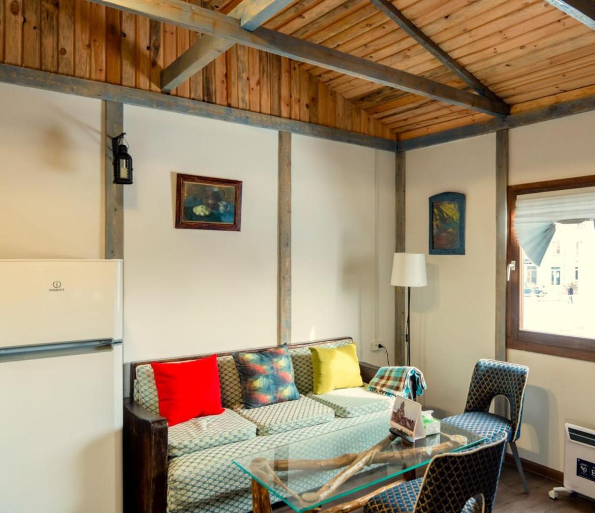 Akut Hotel - Housity