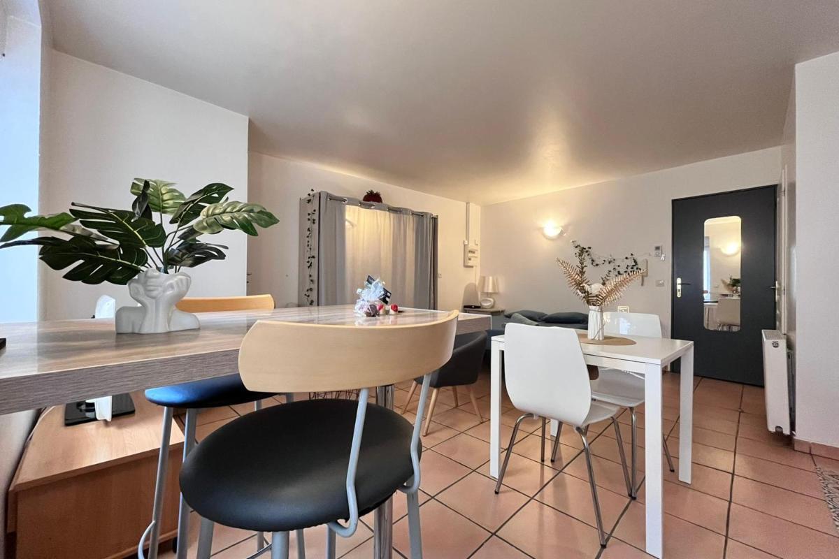 Le studio Théolier DOWNTOWN - close to pedestrian street - Housity