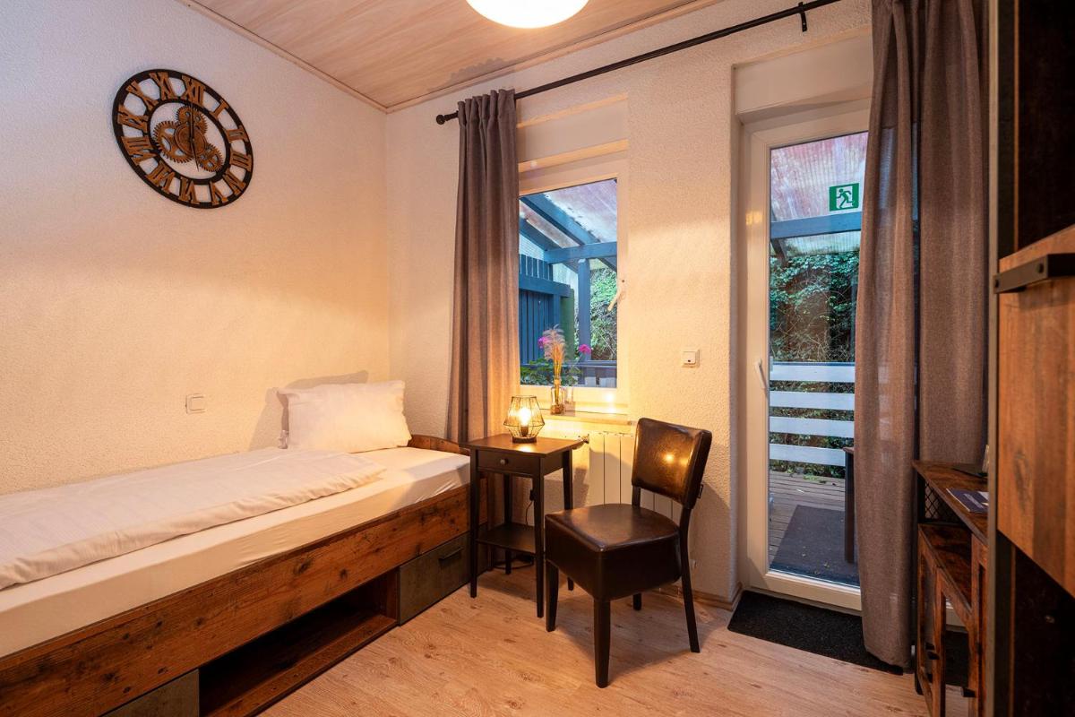 Gästehaus "Ursula" Hotel Garni - Housity