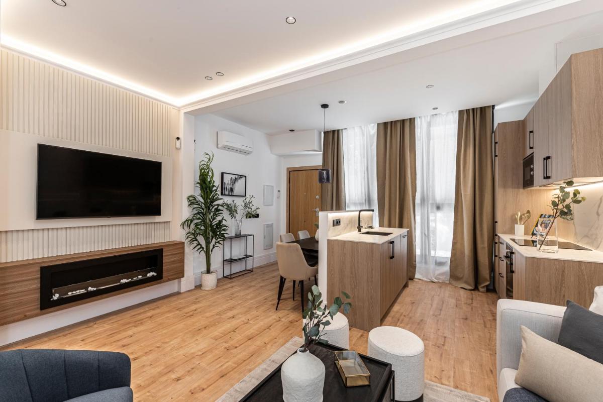 MH Apartments Soho Madrid - Housity