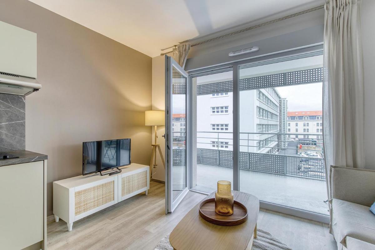 OVELIA Clermont-Ferrand - Le Puy des Olivines - Housity