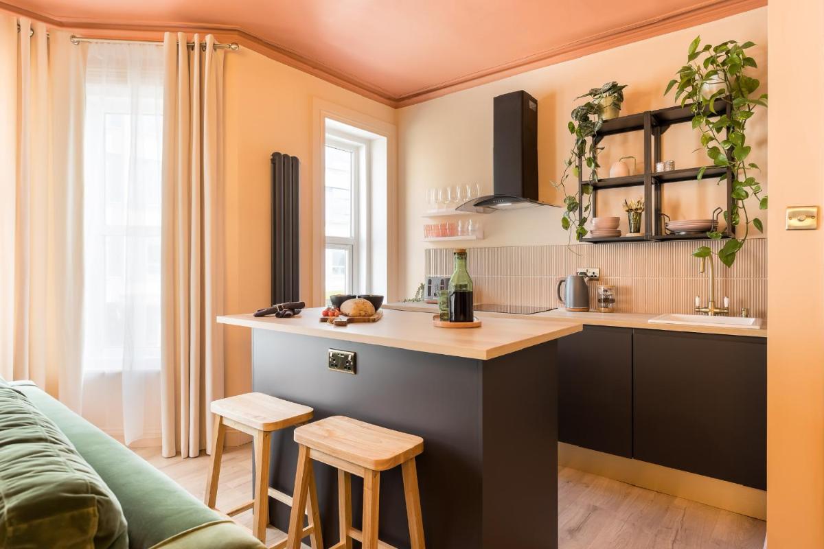 Stylish Central Apartment - Housity