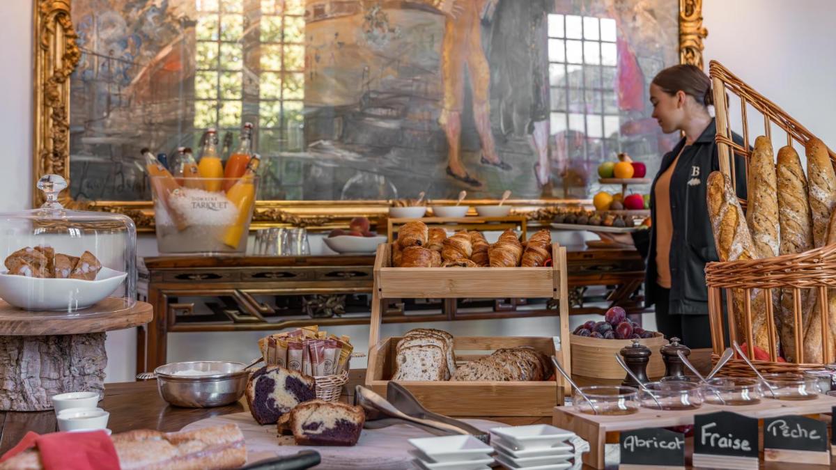 Nourriture dans l'hôtel ou à proximité