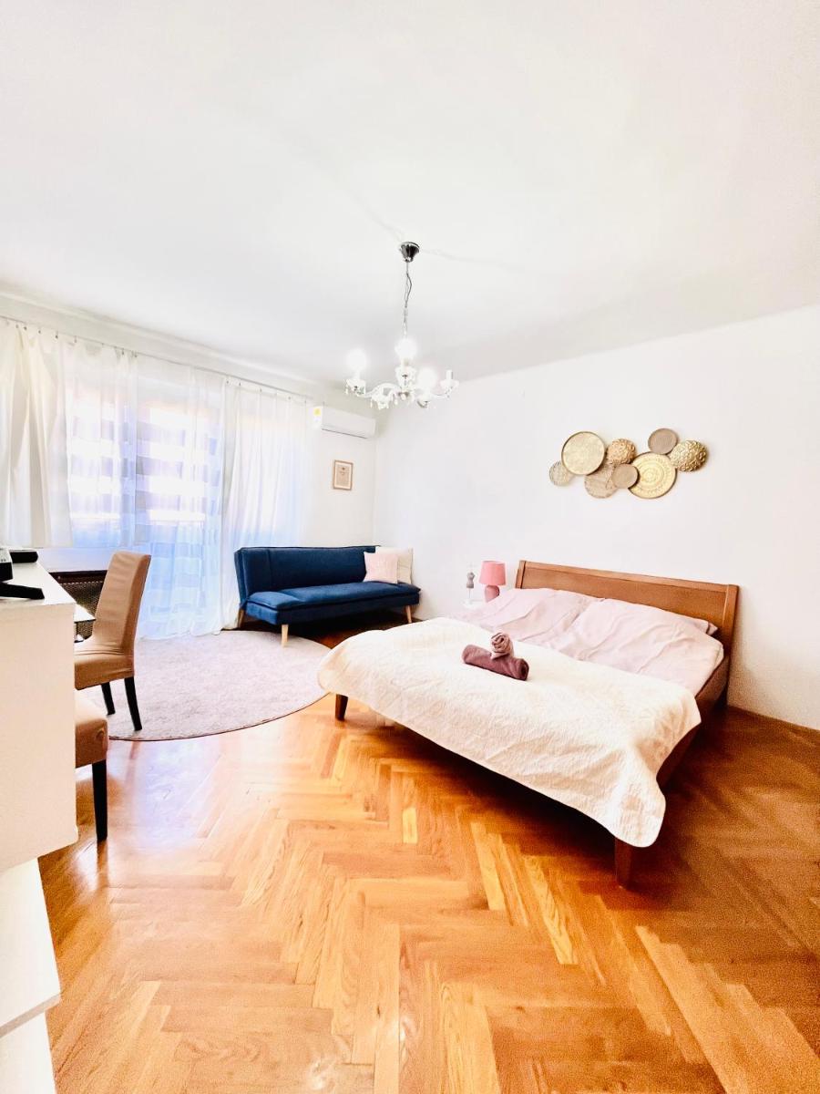 Serendipity 3 - Housity