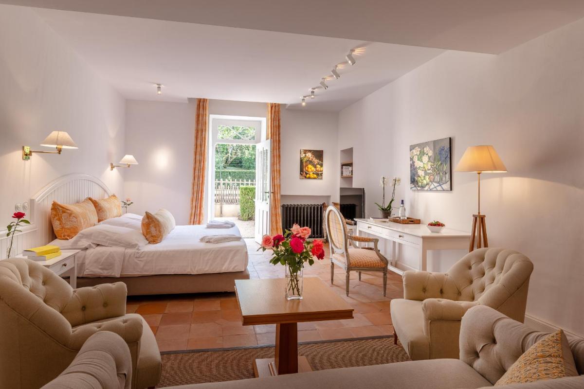 Coin salon dans l'établissement La Bastide en Gascogne
