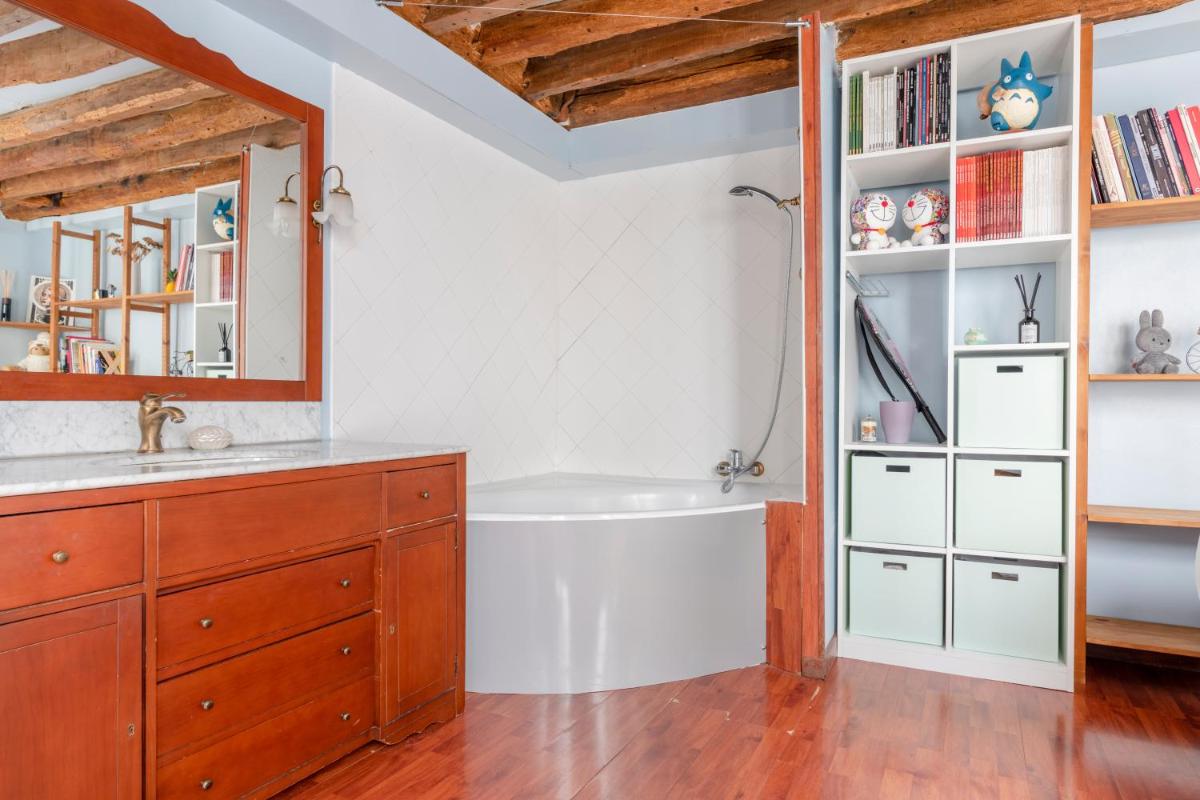 Lovely Center Residence - Housity
