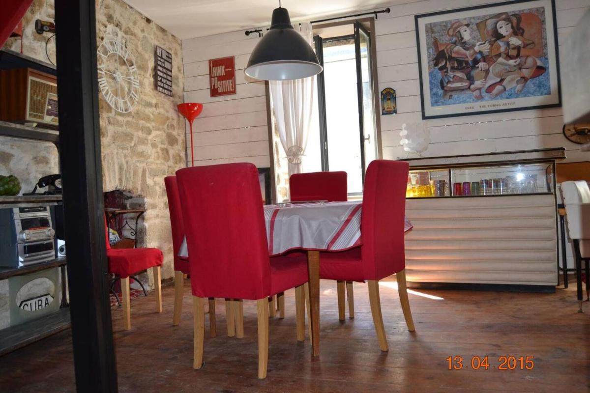 Maison accueillante a Saint Pol de Leon avec parking - Housity