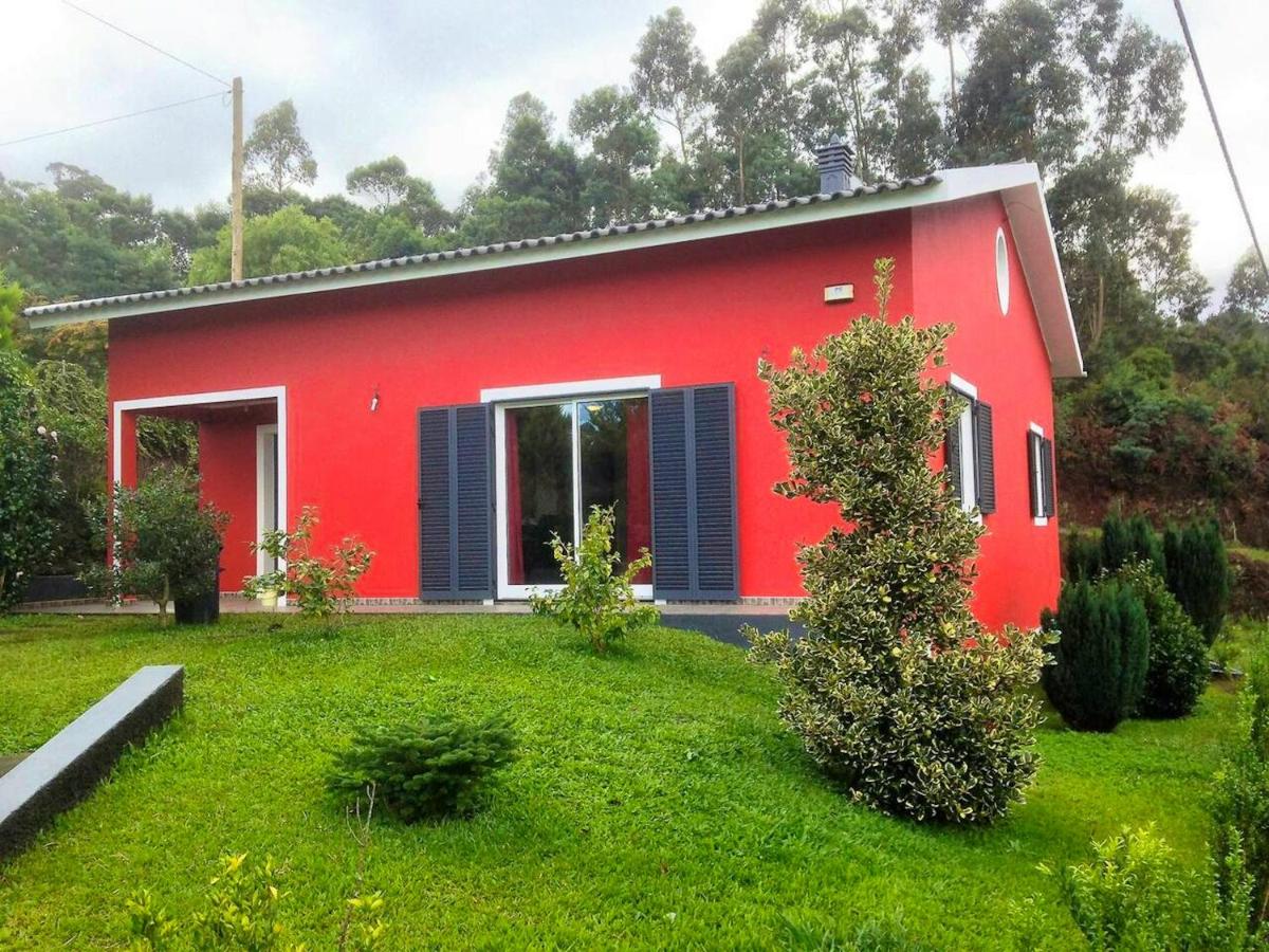 Spacious House in Santana with Terrace and Parking Included - Housity