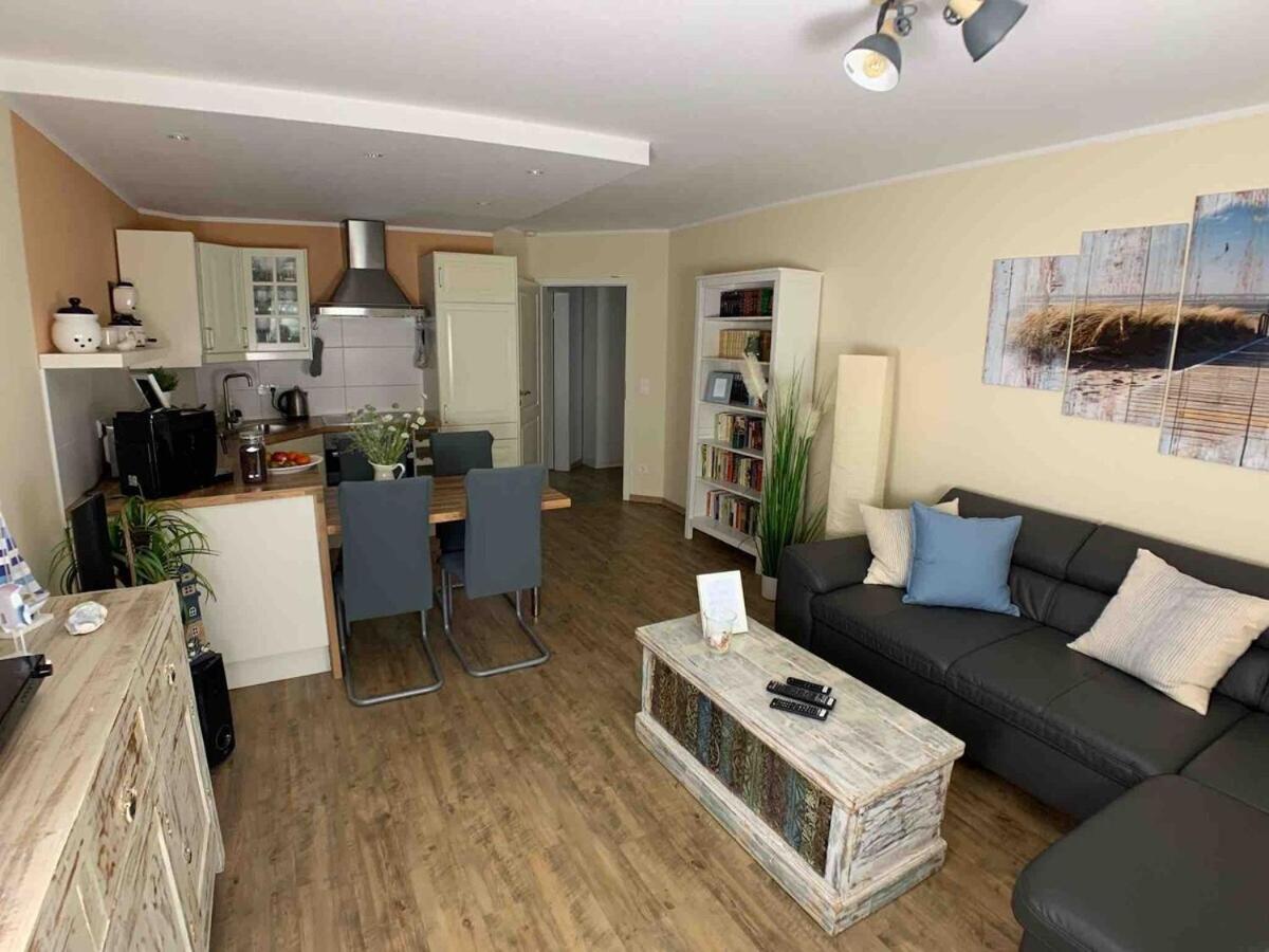 discovAIR Graal Müritz -Haus Quisisana- Strandnah mit Netflix - Housity