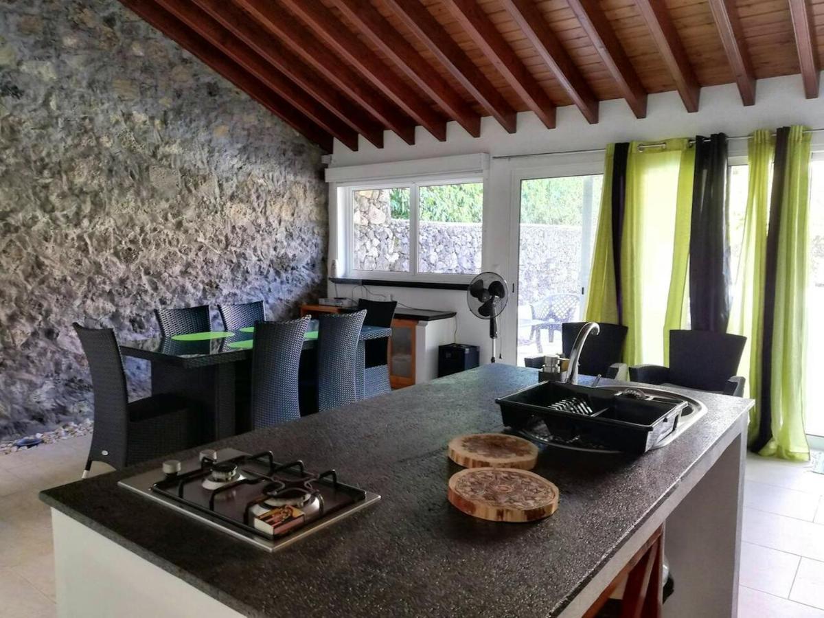 One bedroom property with private pool terrace and wifi at Rabo de Peixe - Housity