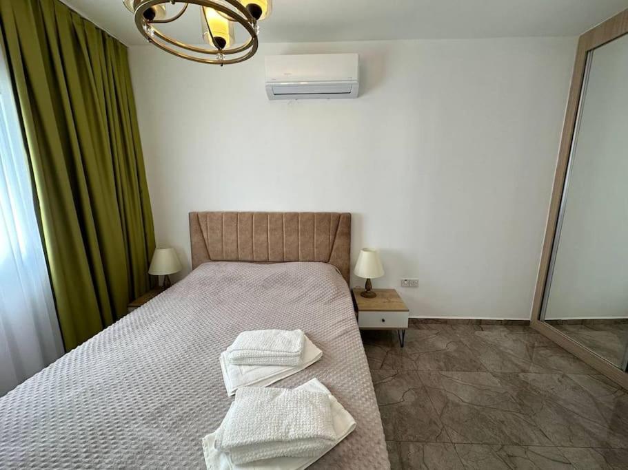 1+1 Melis Alsancak - Housity