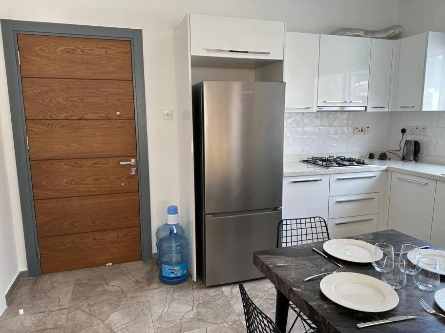 1+1 Melis Alsancak - Housity