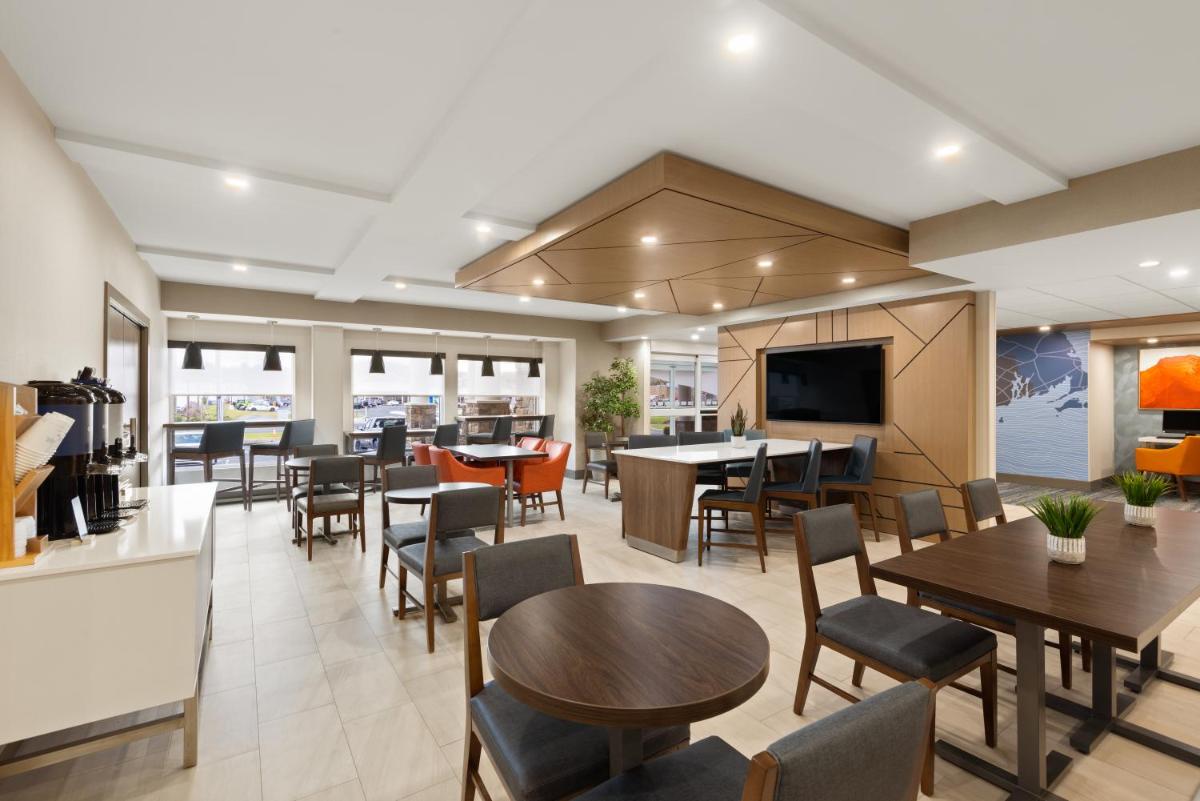 Holiday Inn Express Danbury I-84, an IHG Hotel - Housity