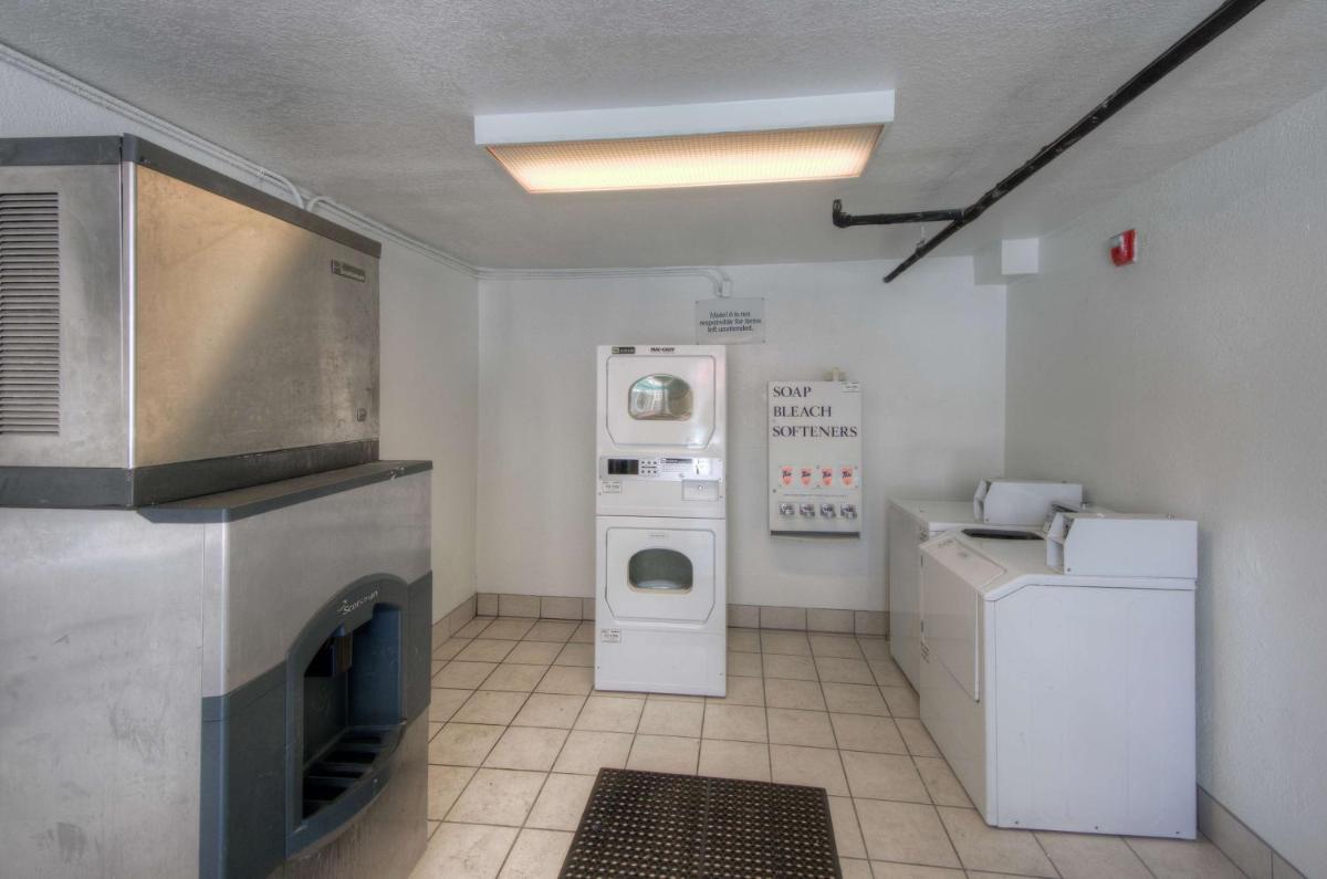 Motel 6-Bradenton, FL - Housity