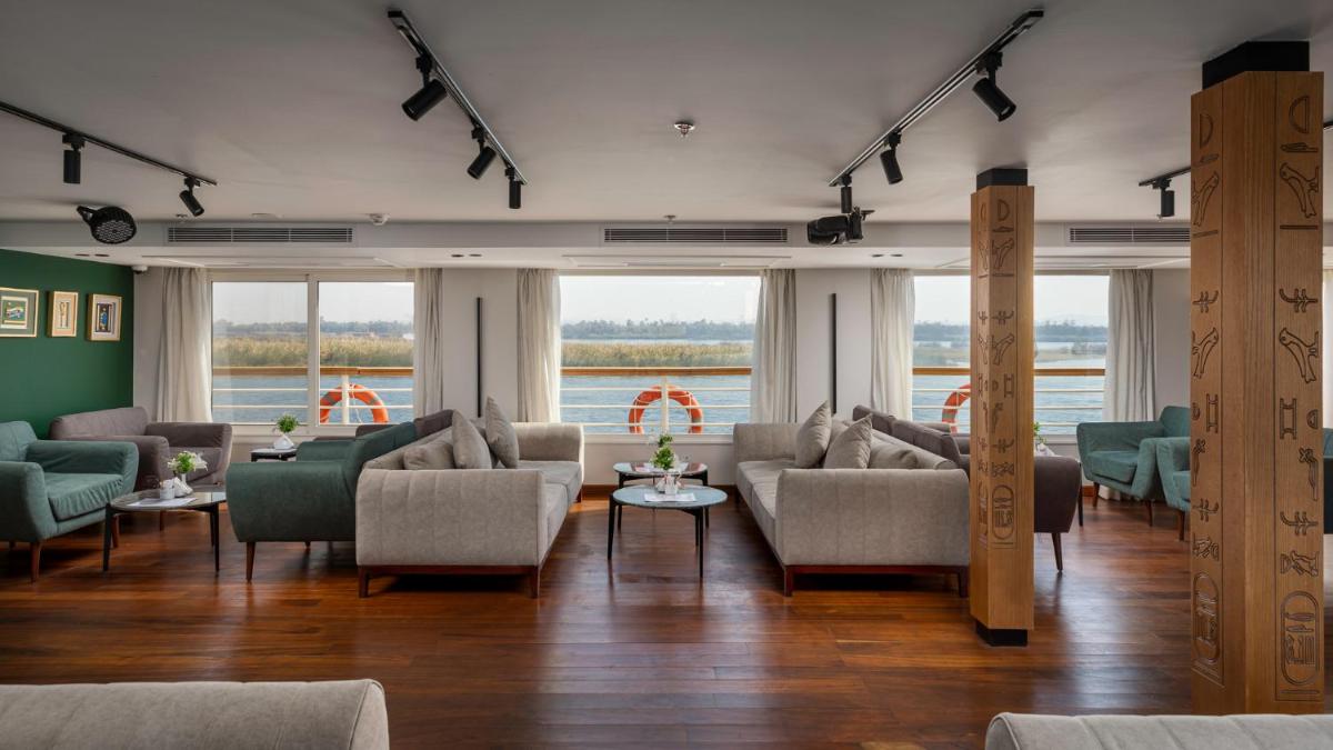 TIA Nile Cruise sailing from Luxor to Aswan every Tuesday - Housity