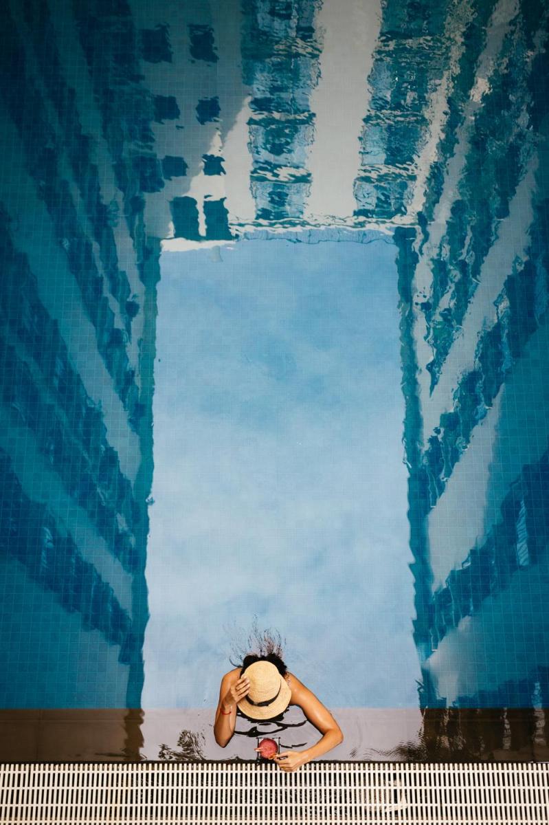 Central Mansions Serviced Apartments - Housity