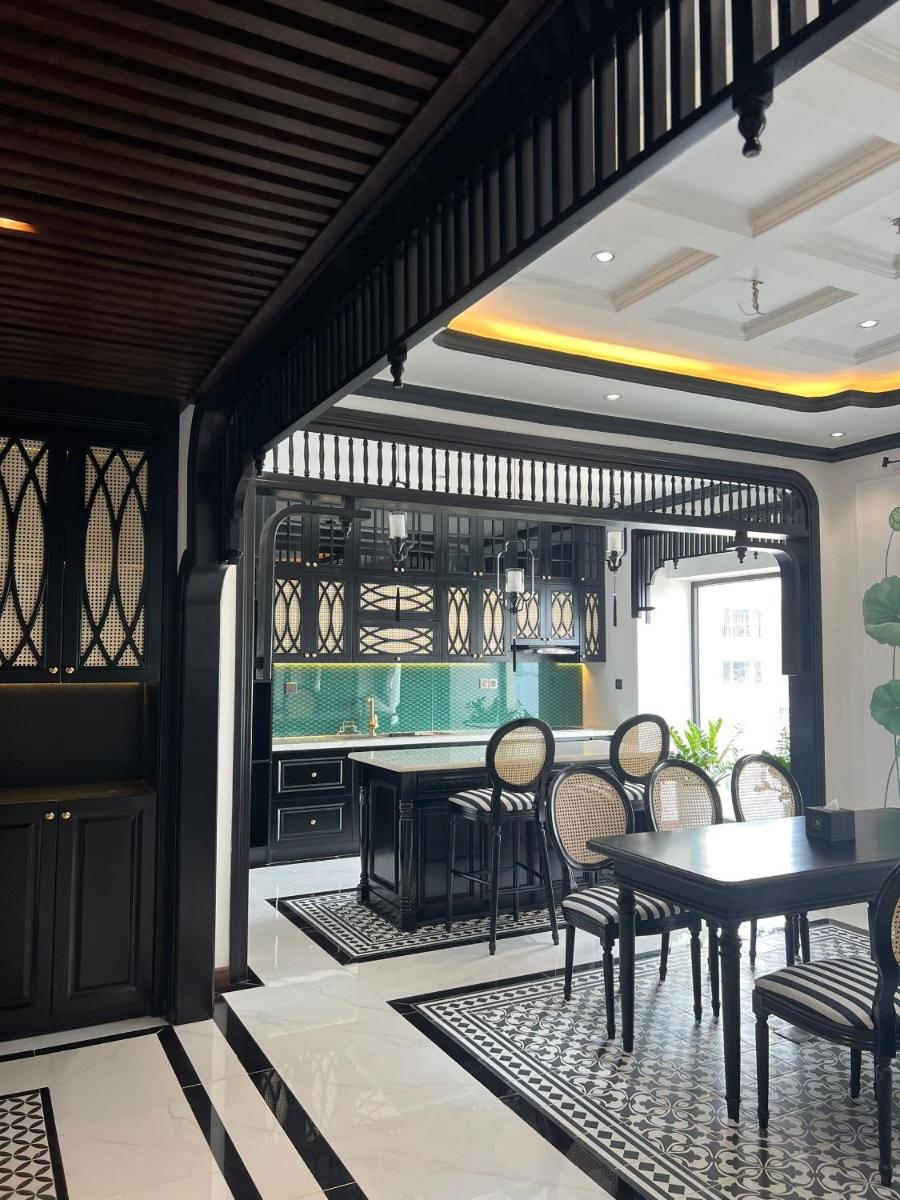 Mercy Emerald Hotel - Housity