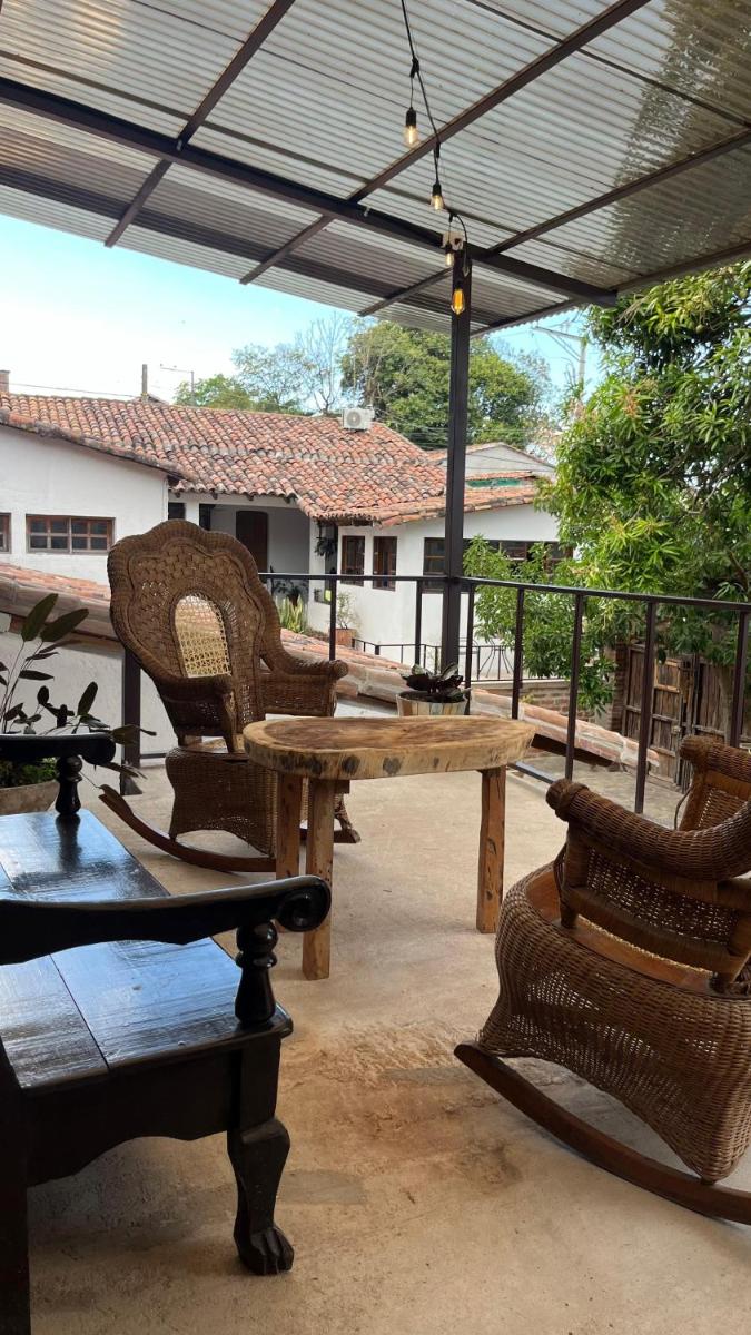 Donde Polo Hostal - Housity