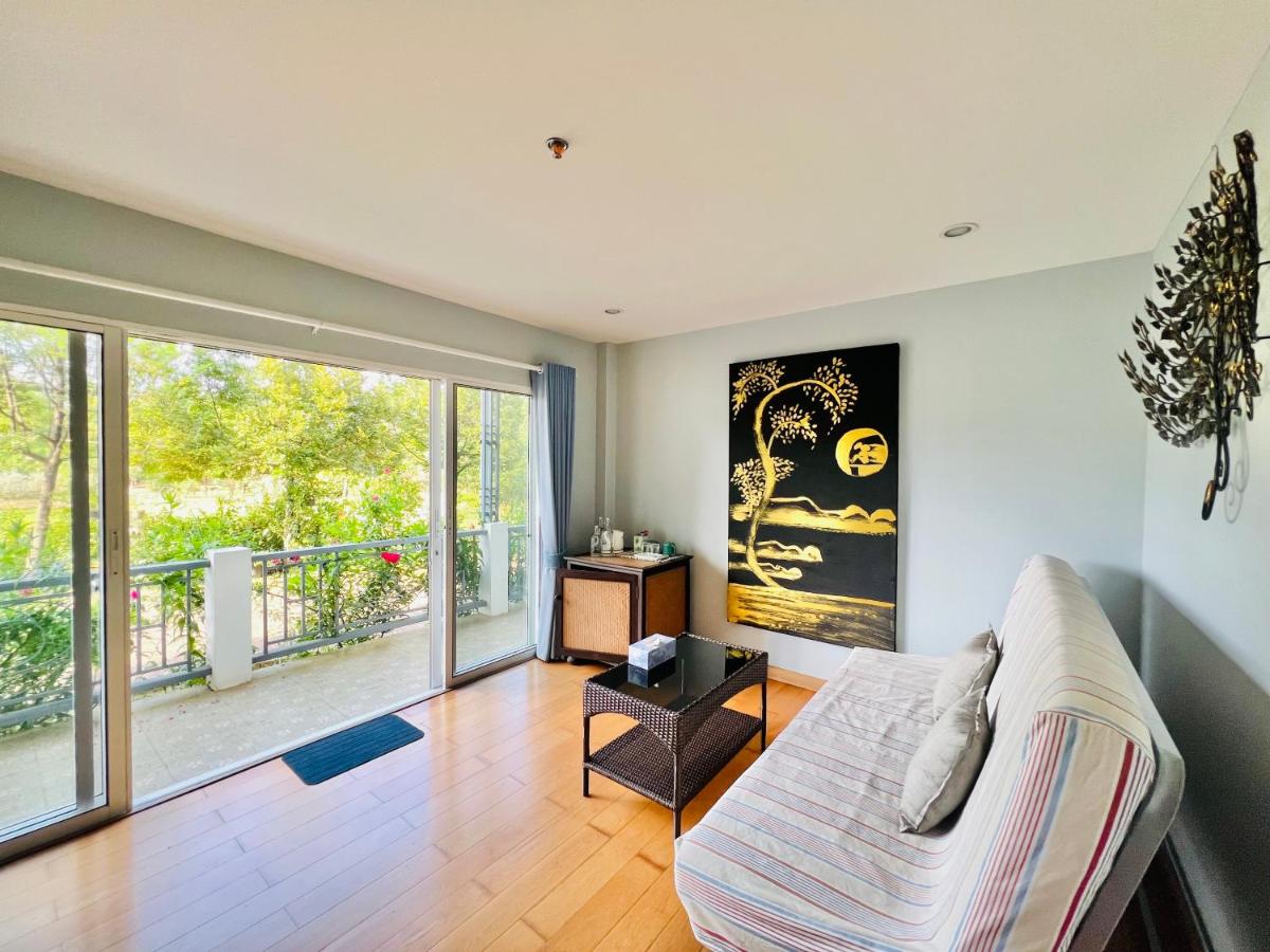 PJ Guest House - Housity