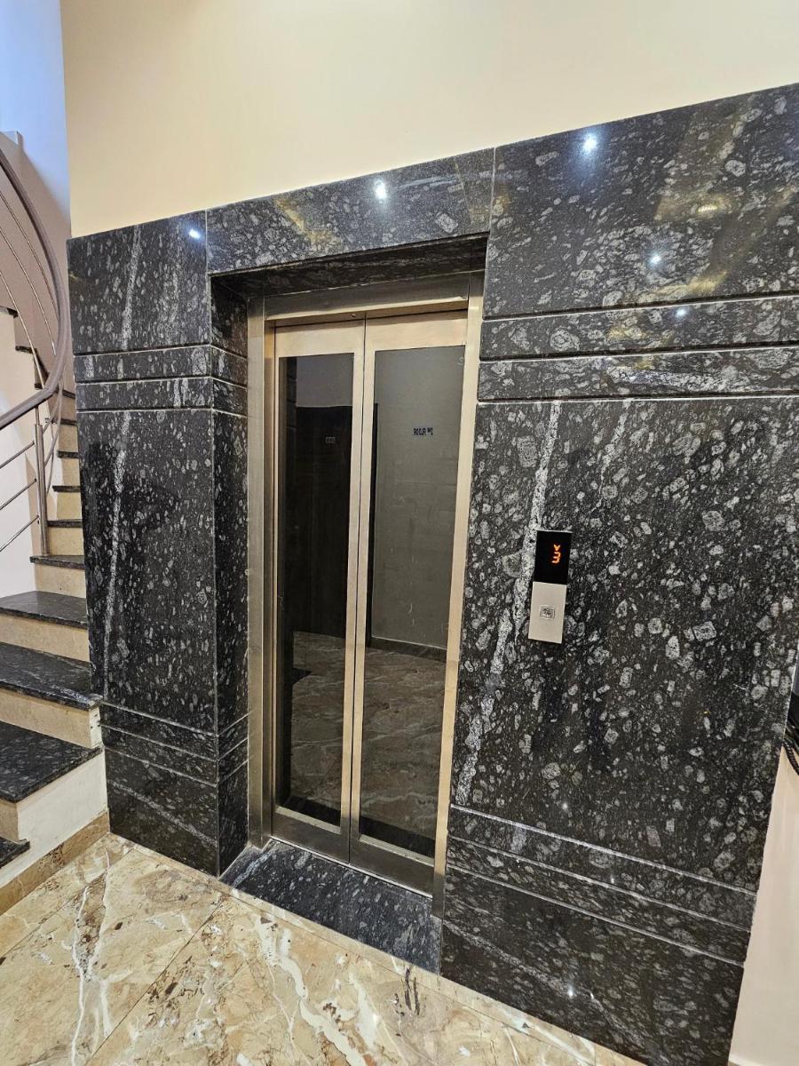 Prince Amritsar1 - Housity