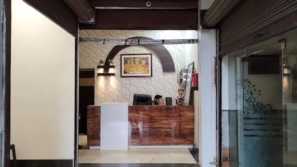 Hotel Siyaram Ayodhya - Housity