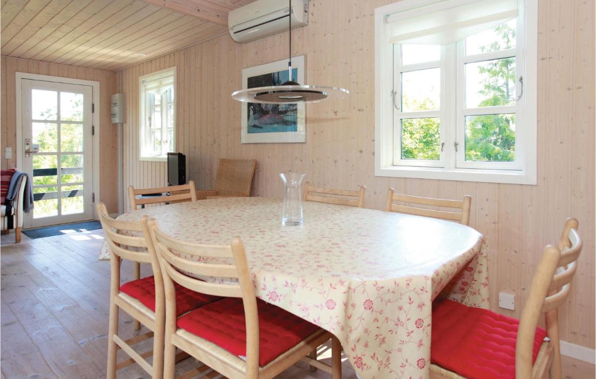Holiday Home Klintvej Nykøbing Sj V - Housity