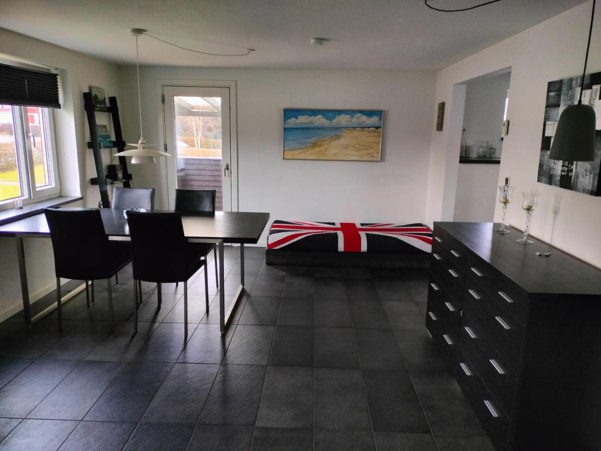 Bjergby Guesthouse - Housity