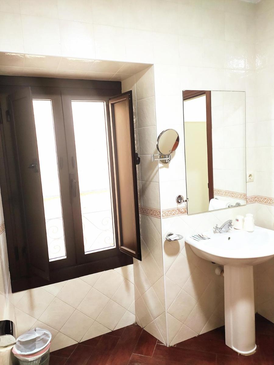 Hostal Cuzco - Housity