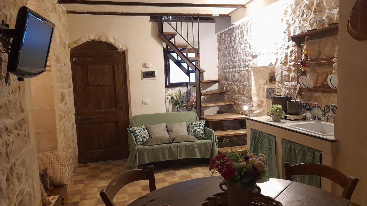 Si-Moutique, le Case-grotte degli Avi 2 - Housity