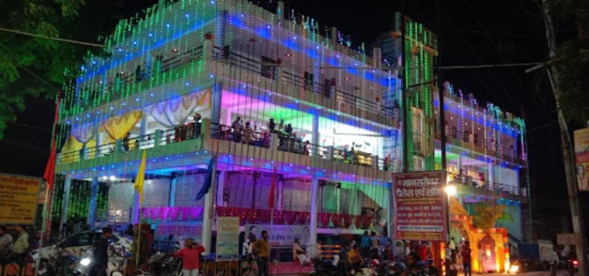 The Mansarovar Palace , Ayodhya - Housity