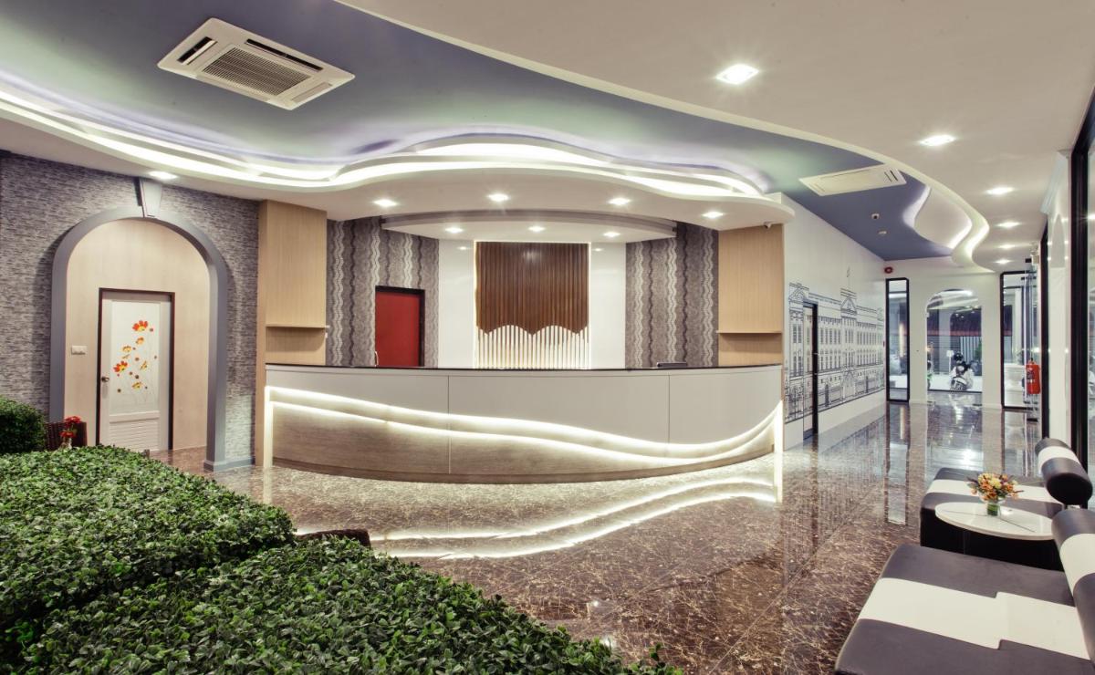 Suitetrails - The Proud Hotel