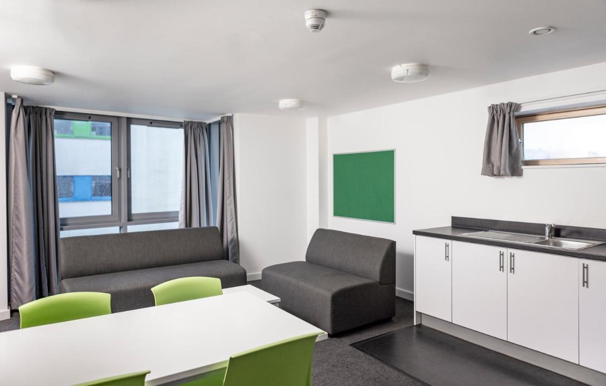 Wenlock Court - Housity