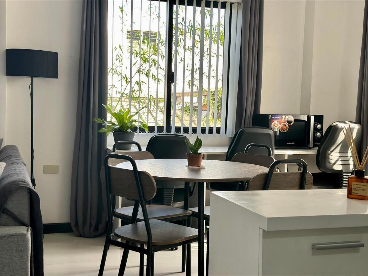 GIA's Place - Housity