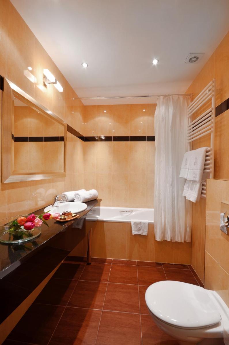 Hotel Wolne Miasto Old Town Gdańsk - Housity