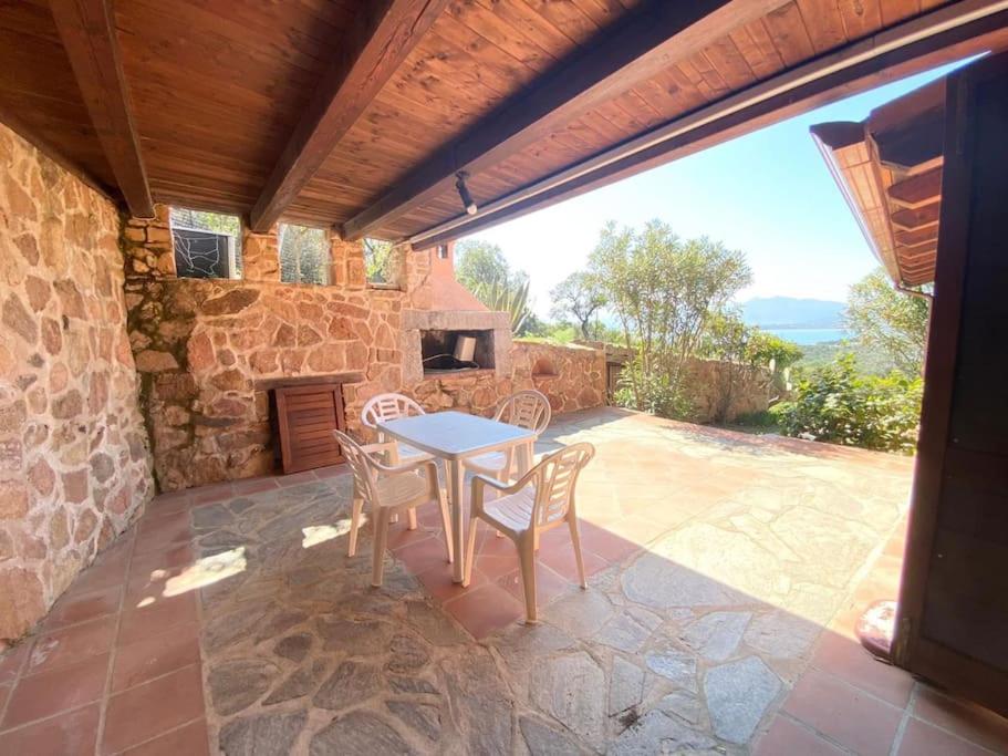 Capo Coda Cavallo vista mare - Housity